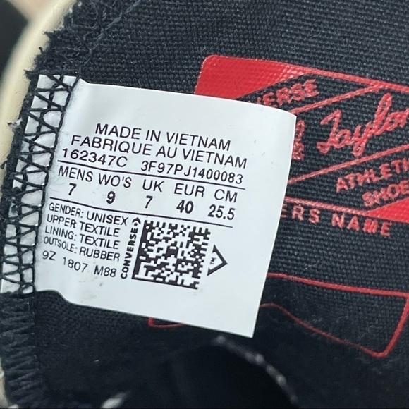 Converse Chuck 70 Gore Tex High Top Sneaker Size 9 Women - Picture 9 of 9